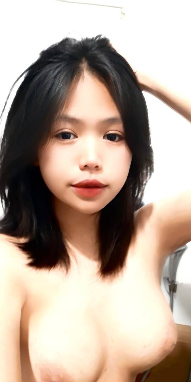 Giải tỏa cơn thèm địt cùng em gái massage kích dục